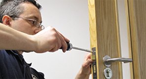 Gallery Locksmith Store Great Neck, NY 516-283-5808 Gallery Locksmith Store Great Neck, NY 516-283-5808