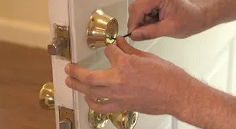 Gallery Locksmith Store Great Neck, NY 516-283-5808 Gallery Locksmith Store Great Neck, NY 516-283-5808 - 13-Lock-Replace