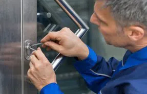 Gallery Locksmith Store Great Neck, NY 516-283-5808 Gallery Locksmith Store Great Neck, NY 516-283-5808 - 4-Fast-Locksmith